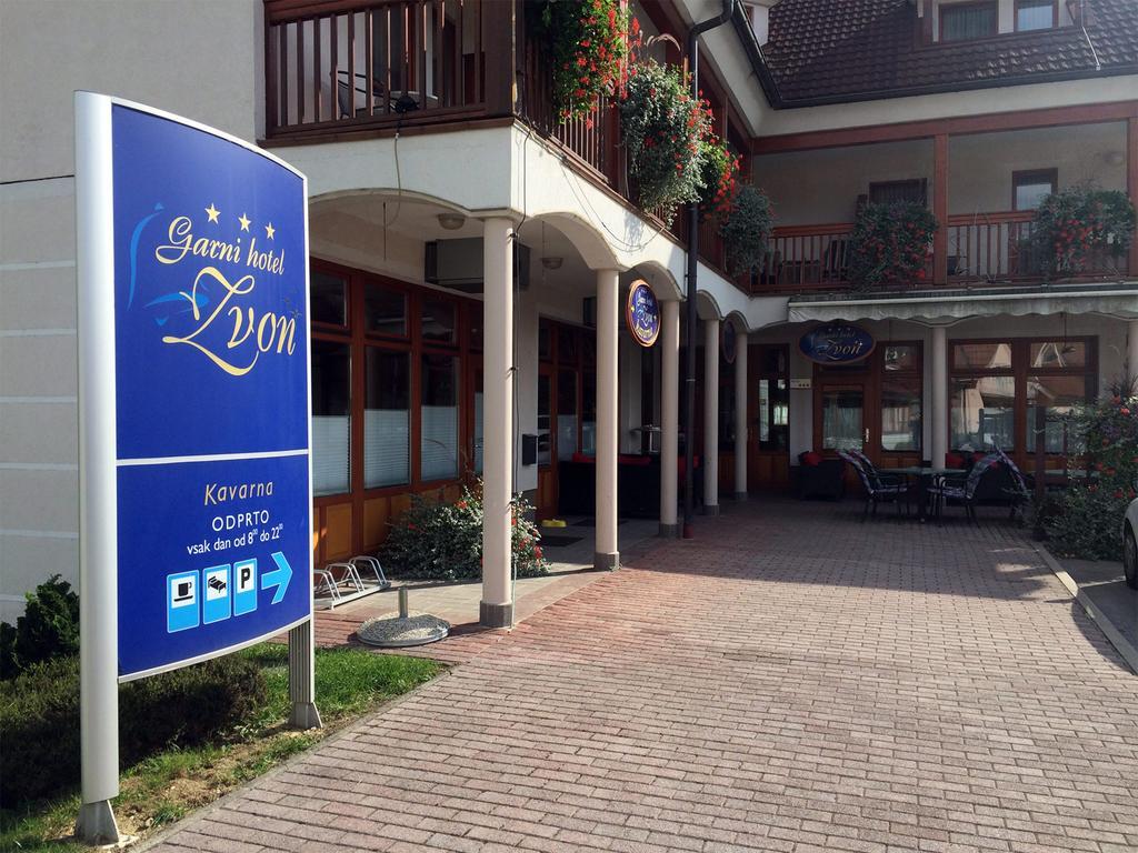 兹翁加尼酒店 茨热塞 外观 照片