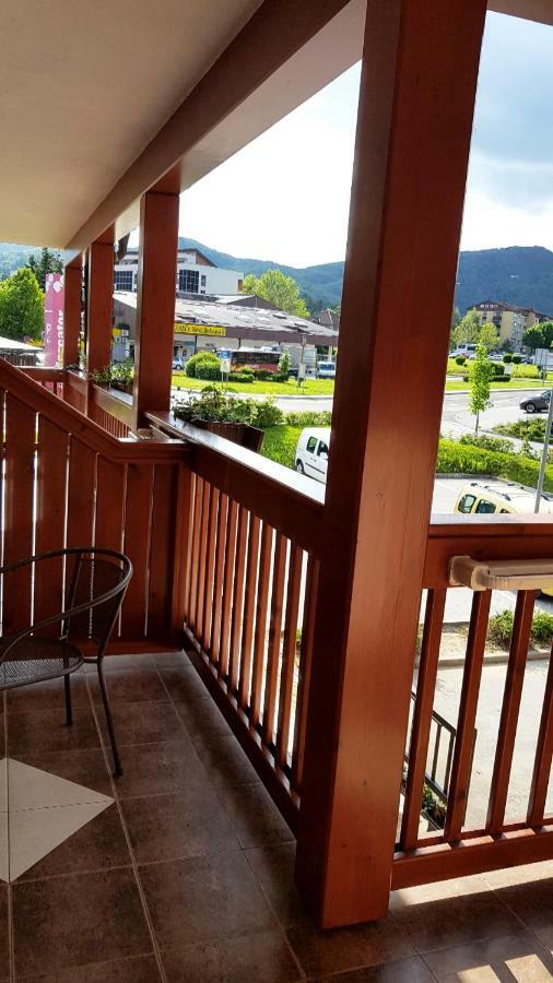 兹翁加尼酒店 茨热塞 外观 照片